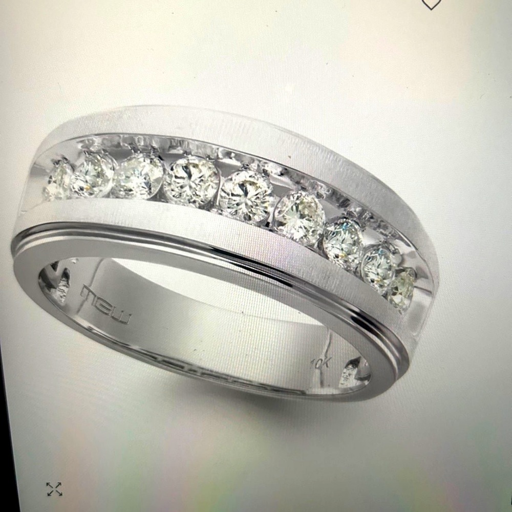 Men’s 9 diamond ring